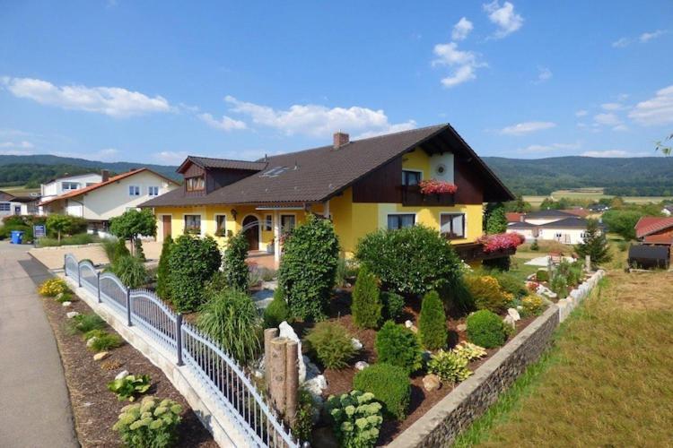 Gleißenberg Scenic Apartment With Balcony Garden Deckchairs Barbecue מראה חיצוני תמונה